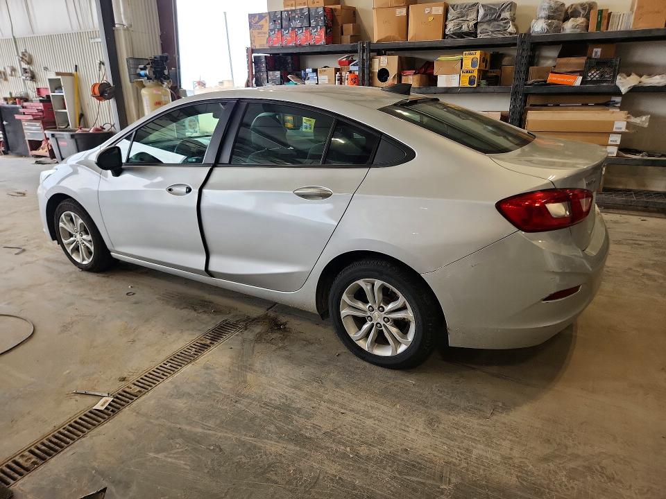 Продажа на аукционе авто 2019 Chevrolet Cruze, vin: 1G1BC5SM6K7148010, номер лота: 68838446