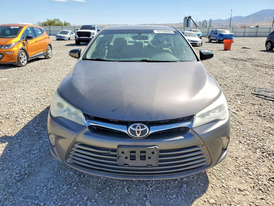 2017 Toyota Camry მანქანა იყიდება აუქციონზე, vin: 4T1BF1FKXHU318875, აუქციონის ნომერი: 67398086