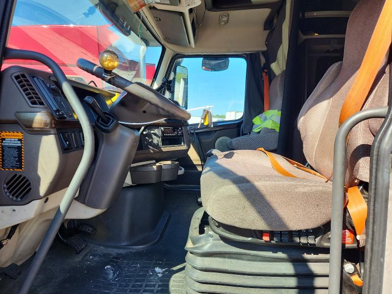 Aukcja sprzedaży 2017 Volvo Vnl, vin: 4V4NC9EH3HN983310, numer aukcji: 68917096