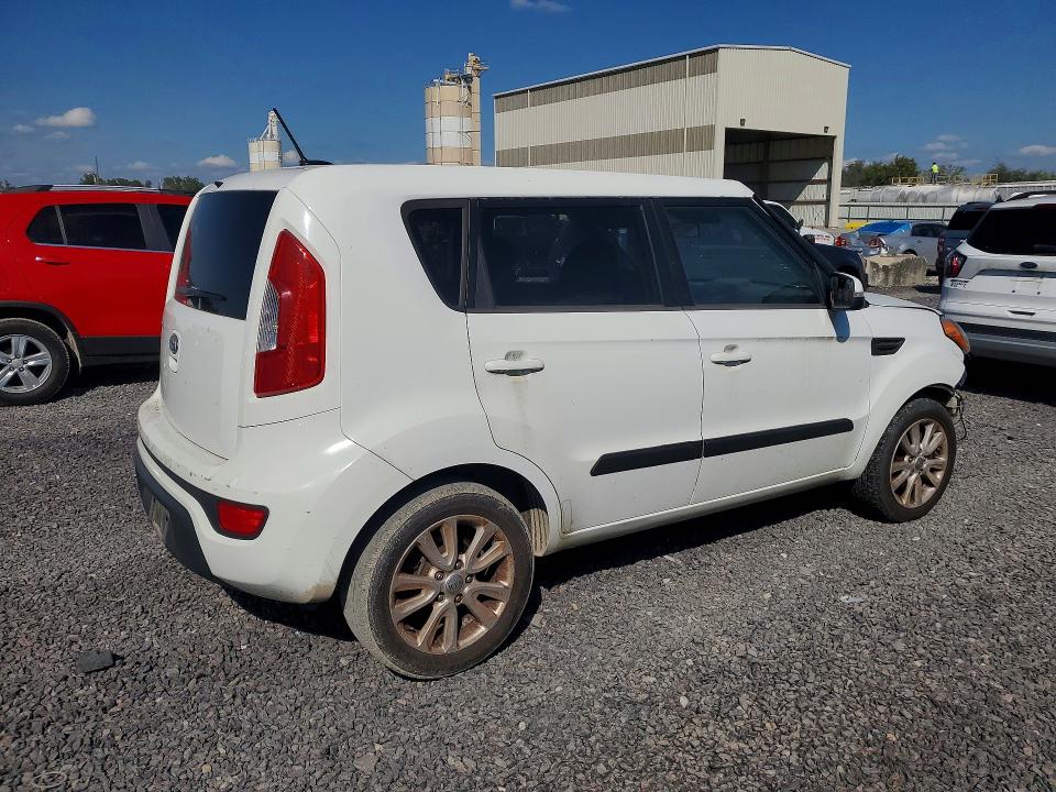 70817986 :رقم المزاد ، KNDJT2A63C7366010 vin ، 2012 Kia Soul مزاد بيع