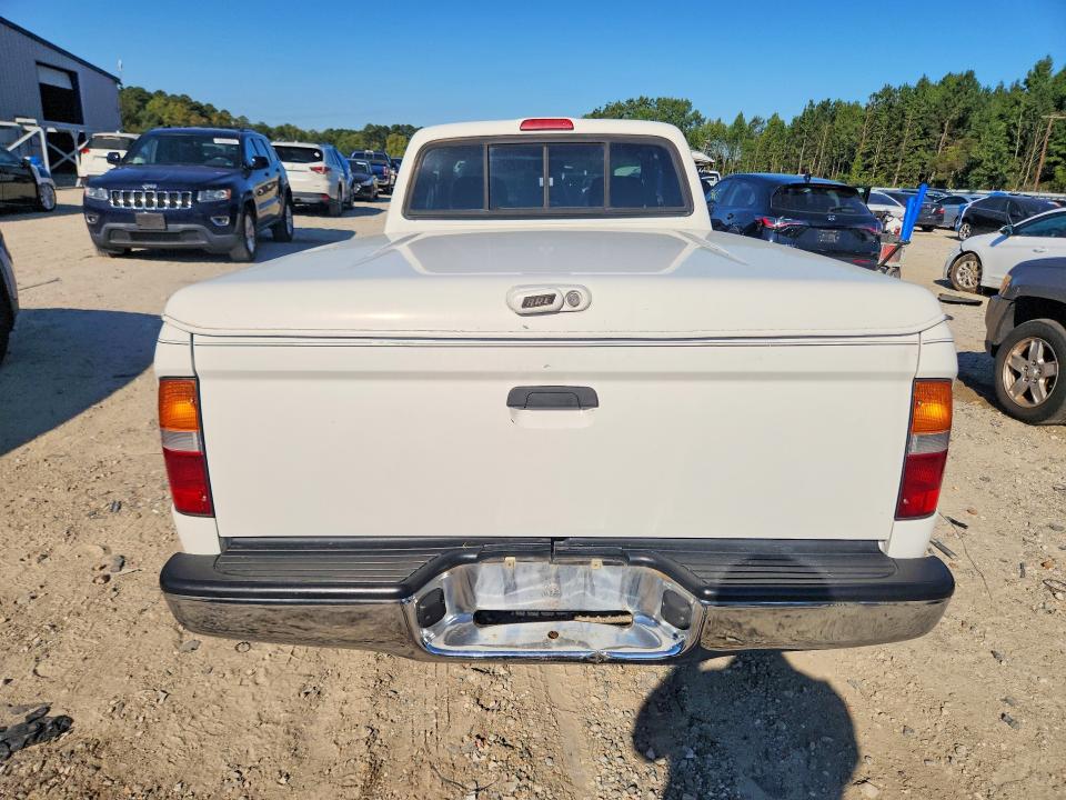 2000 Toyota Tacoma მანქანა იყიდება აუქციონზე, vin: 4TASN92N1YZ665726, აუქციონის ნომერი: 70365416