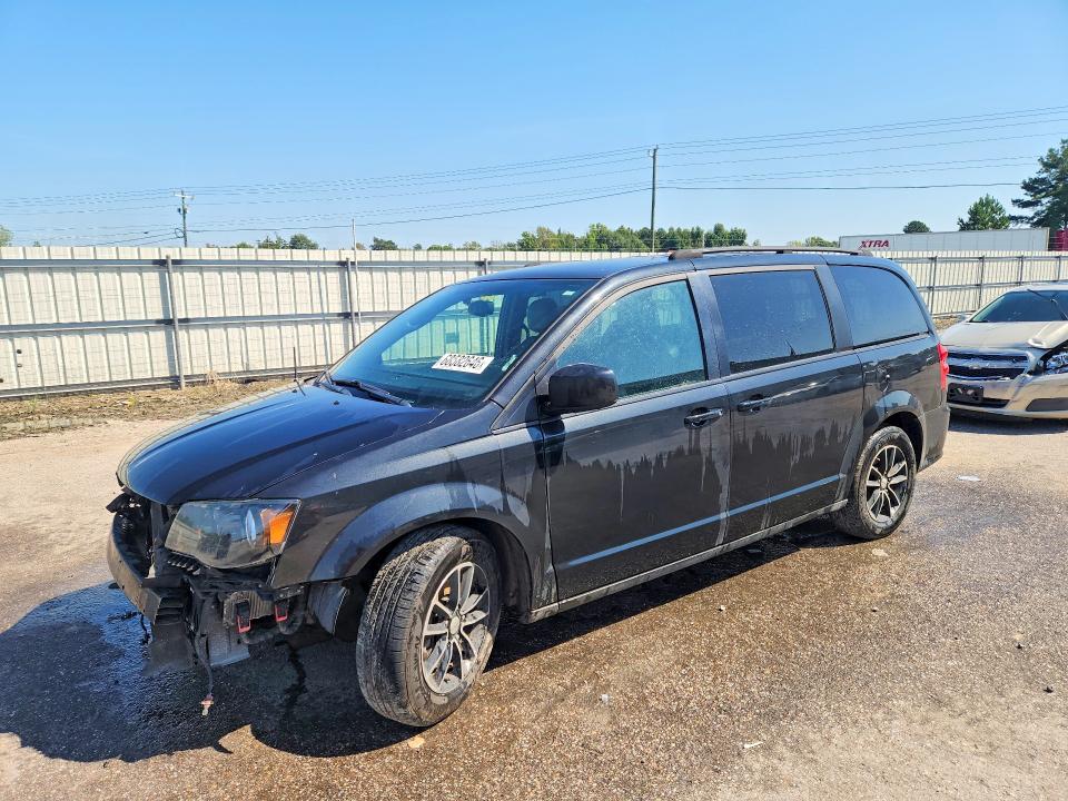 68582646 :رقم المزاد ، 2C4RDGEG6JR195667 vin ، 2018 Dodge Grand Caravan مزاد بيع