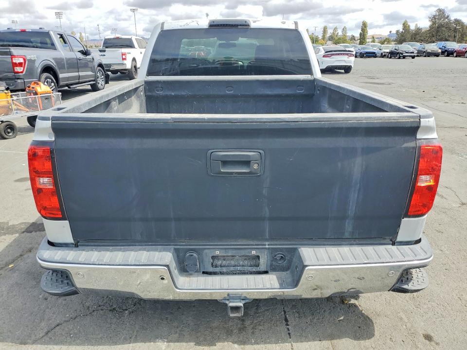 67492636 :رقم المزاد ، 3GCUKREH4FG125540 vin ، 2015 Chevrolet Silverado مزاد بيع