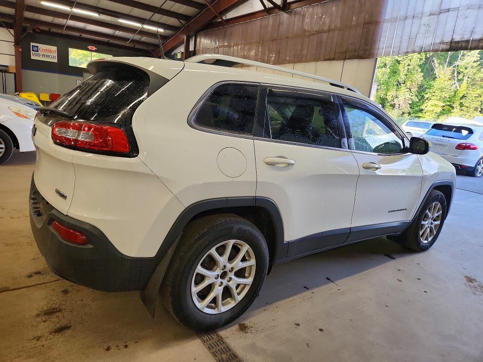 Продаж на аукціоні авто 2017 Jeep Cherokee, vin: 1C4PJMCB0HW646745, номер лоту: 70166096