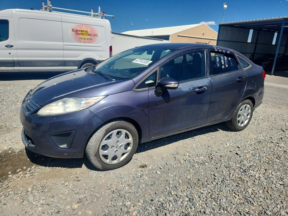 67741336 :رقم المزاد ، 3FADP4BJ1DM183749 vin ، 2013 Ford Fiesta مزاد بيع