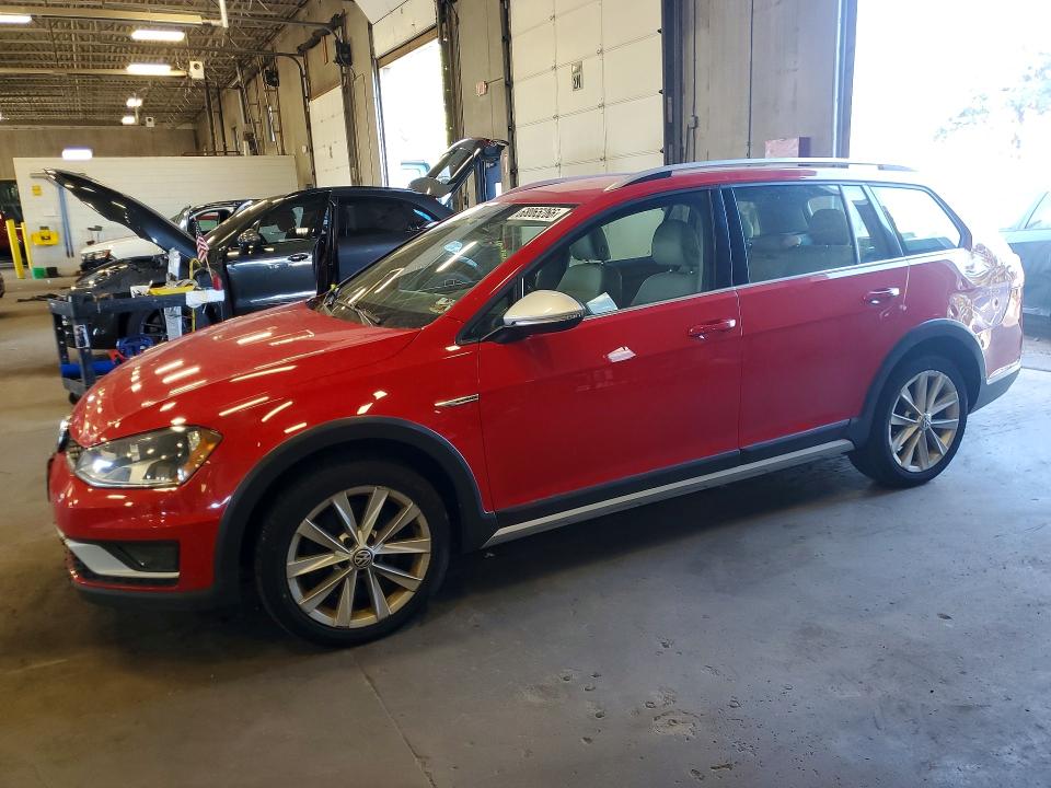 68065266 :رقم المزاد ، 3VWH17AU5HM511042 vin ، 2017 Volkswagen Golf Alltrack مزاد بيع