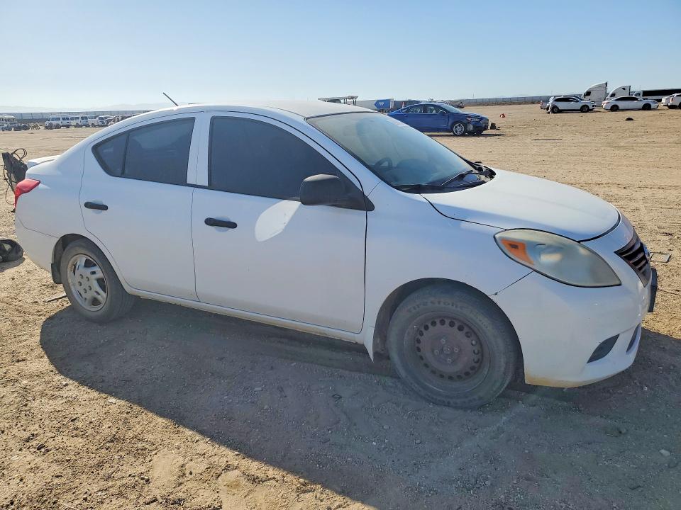 69945336 :رقم المزاد ، 3N1CN7AP8EL855299 vin ، 2014 Nissan Versa مزاد بيع