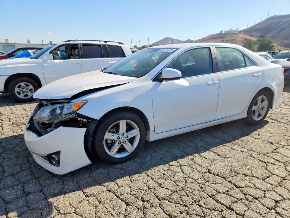 Aukcja sprzedaży 2013 Toyota Camry, vin: 4T1BF1FK1DU697078, numer aukcji: 68571396