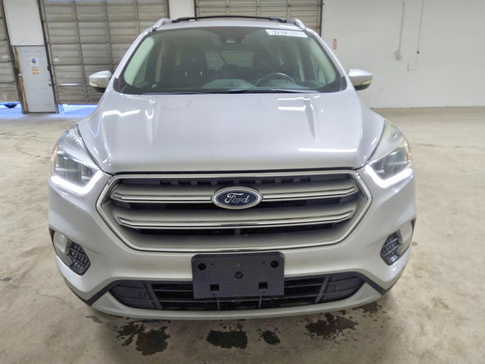 67873626 :رقم المزاد ، 1FMCU9J90HUB77280 vin ، 2017 Ford Escape مزاد بيع