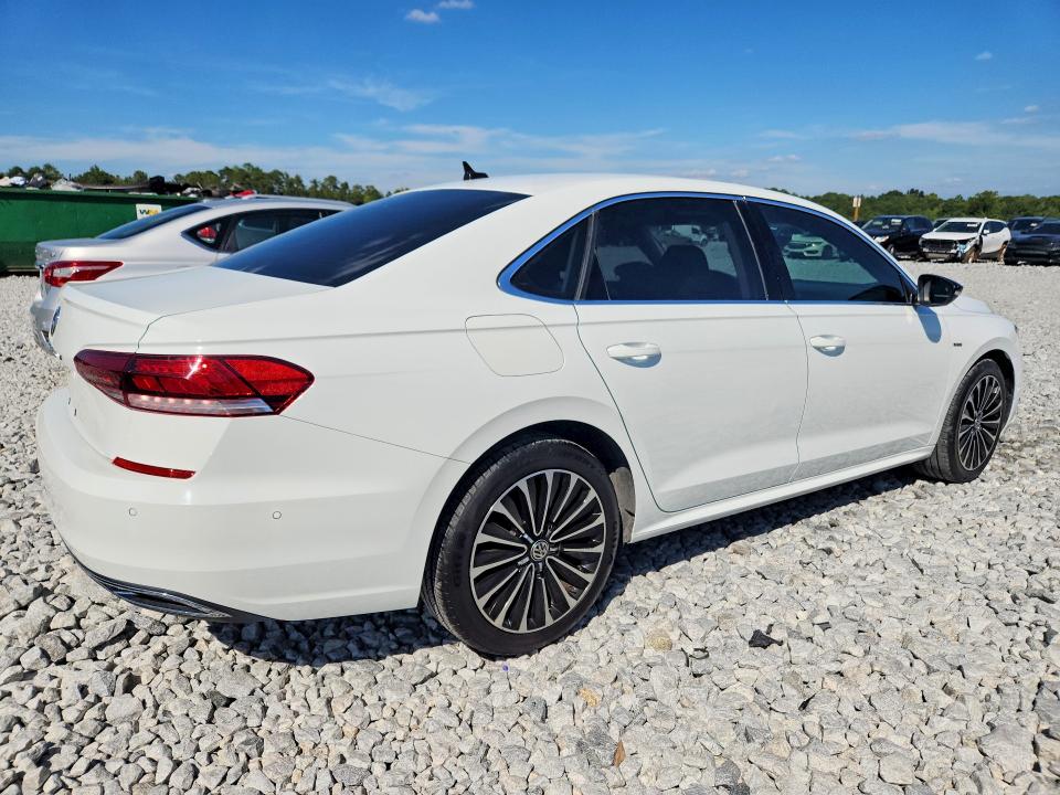 Продажа на аукционе авто 2022 Volkswagen Passat, vin: 1VWBA7A3XNC006771        , номер лота: 69134826