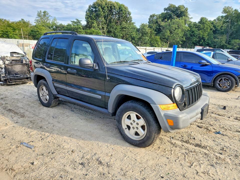 67735526 :رقم المزاد ، 1J4GL48K35W626210 vin ، 2005 Jeep Liberty مزاد بيع