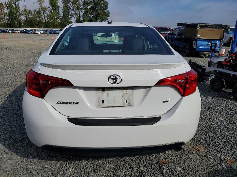 Продаж на аукціоні авто 2018 Toyota Corolla, vin: 2T1BURHE9JC984127, номер лоту: 69726076