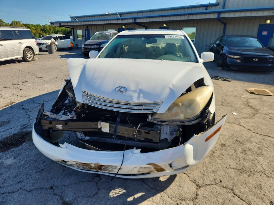 2003 Lexus Es მანქანა იყიდება აუქციონზე, vin: JTHBF30G130118826, აუქციონის ნომერი: 69682056
