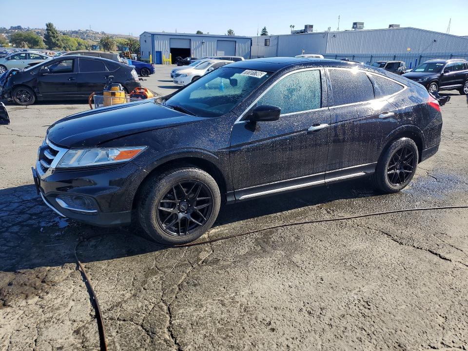 2013 Honda Crosstour მანქანა იყიდება აუქციონზე, vin: 5J6TF3H57DL002338, აუქციონის ნომერი: 70101796