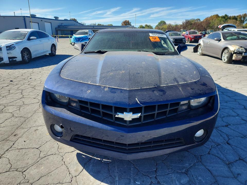 70942686 :رقم المزاد ، 2G1FF1EV3A9157492 vin ، 2010 Chevrolet Camaro مزاد بيع