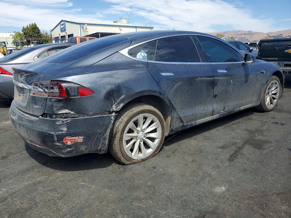 Aukcja sprzedaży 2017 Tesla Model S, vin: 5YJSA1E27HF213742, numer aukcji: 66932126
