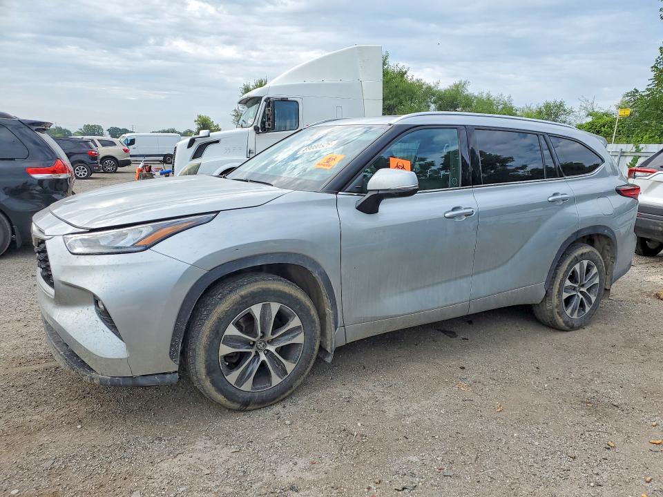 Продажа на аукционе авто 2020 Toyota Highlander, vin: 5TDGBRCH3LS501366, номер лота: 69080526