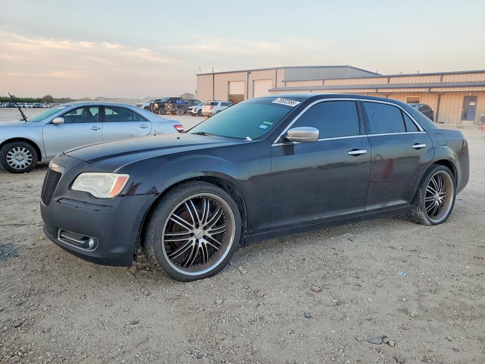 2014 Chrysler 300c მანქანა იყიდება აუქციონზე, vin: 2C3CCADG2EH186259, აუქციონის ნომერი: 70632886