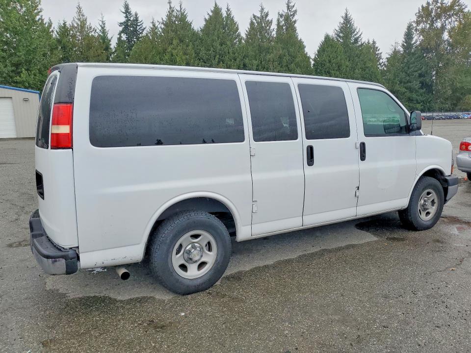 Auction sale of the 2008 Chevrolet Express Commercial Cutaway 4500, vin: 1GNFG154581232209, lot number: 69887516