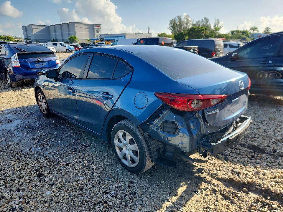Auction sale of the 2018 Mazda 3, vin: 3MZBN1U73JM175748, lot number: 69118786