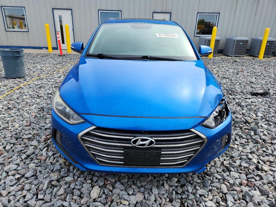67769236 :رقم المزاد ، KMHD84LF7HU067888 vin ، 2017 Hyundai Elantra مزاد بيع