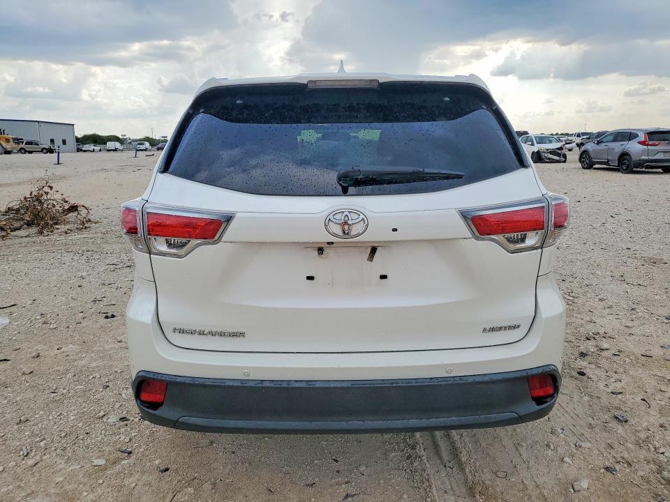 2015 Toyota Highlander მანქანა იყიდება აუქციონზე, vin: 5TDYKRFH8FS108063, აუქციონის ნომერი: 68884606