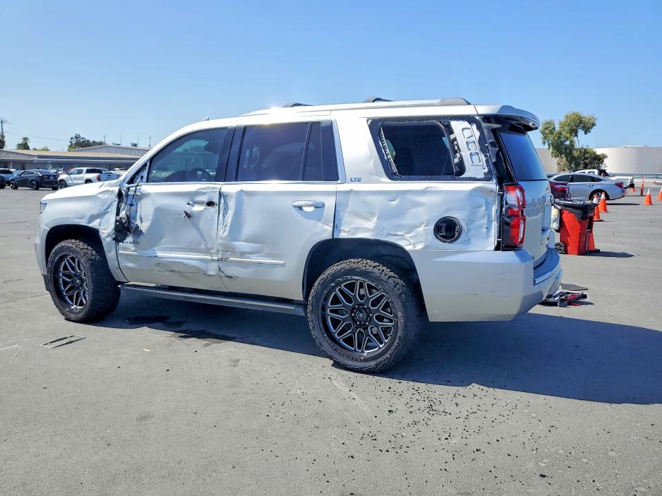 Продажа на аукционе авто 2015 Chevrolet Tahoe, vin: 1GNSKCKC9FR582333, номер лота: 69188556