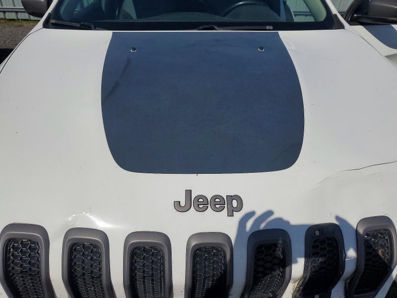 68200796 :رقم المزاد ، 1C4PJMBS6GW138571 vin ، 2016 Jeep Cherokee مزاد بيع