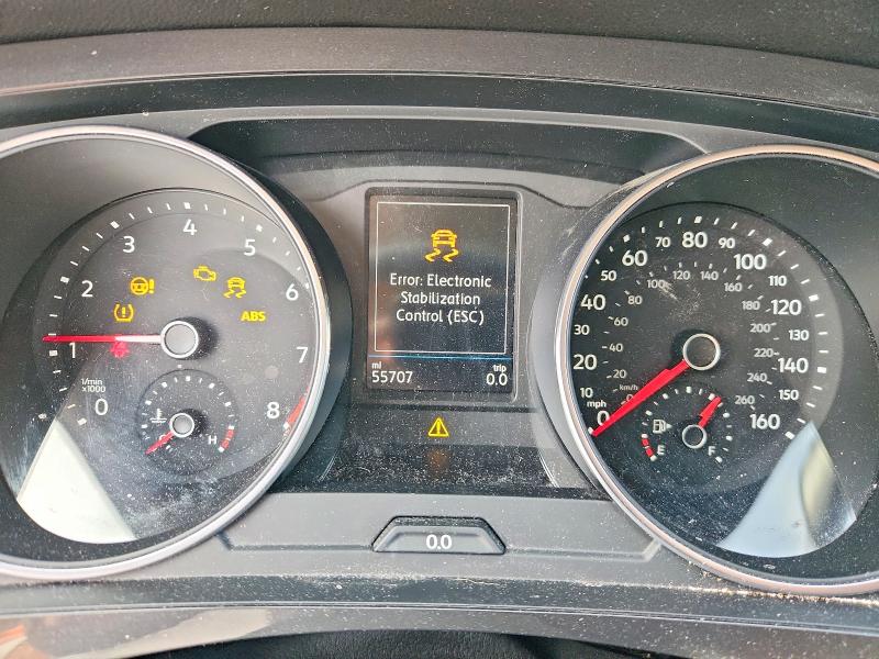 69338096 :رقم المزاد ، 3VV0B7AX4KM095808 vin ، 2019 Volkswagen Tiguan مزاد بيع