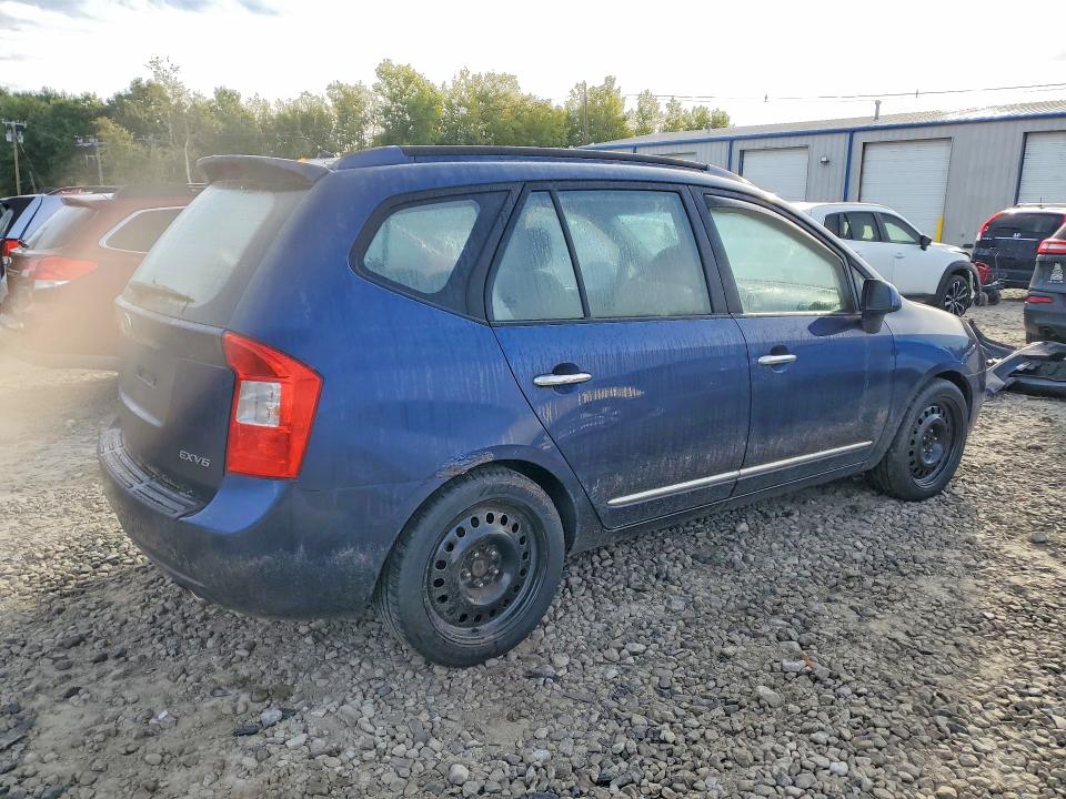 70124536 :رقم المزاد ، KNAFG526X77112436 vin ، 2007 Kia Rondo مزاد بيع
