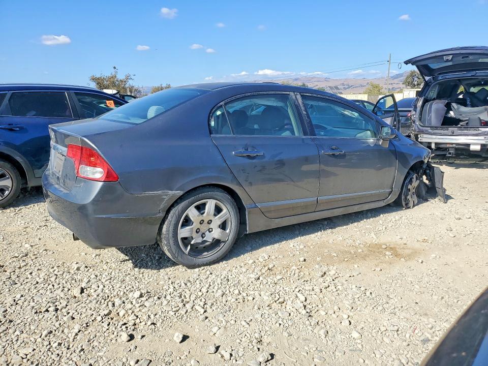 2011 Honda Civic მანქანა იყიდება აუქციონზე, vin: 2HGFA1F50BH303229, აუქციონის ნომერი: 69529446