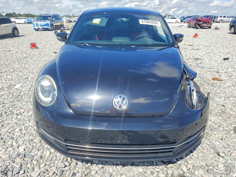 67664896 :رقم المزاد ، 3VWVA7AT0CM661336 vin ، 2012 Volkswagen Beetle مزاد بيع