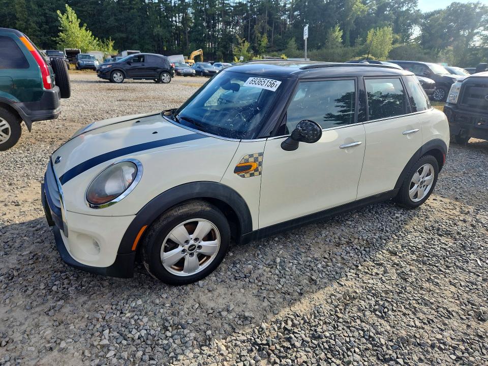 Продаж на аукціоні авто 2015 Mini Cooper, vin: WMWXS5C54FT831292, номер лоту: 69365156