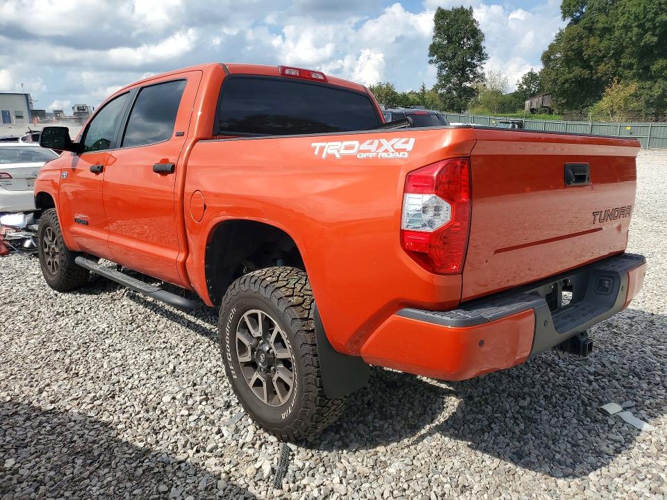 69912976 :رقم المزاد ، 5TFDY5F11JX694553 vin ، 2018 Toyota Tundra مزاد بيع