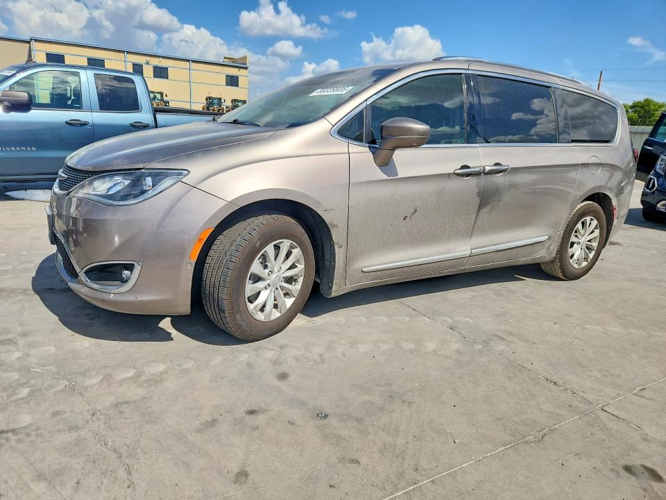 2018 Chrysler Pacifica მანქანა იყიდება აუქციონზე, vin: 2C4RC1EG9JR139237, აუქციონის ნომერი: 69339806