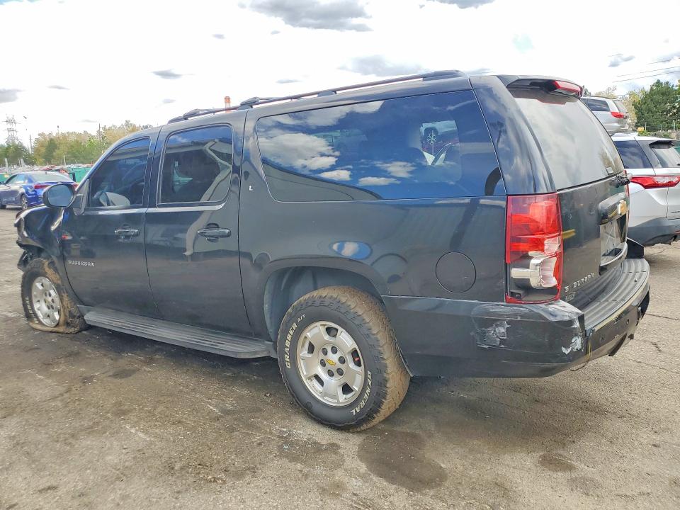 69761396 :رقم المزاد ، 1GNSKJE78CR100403 vin ، 2012 Chevrolet Suburban مزاد بيع