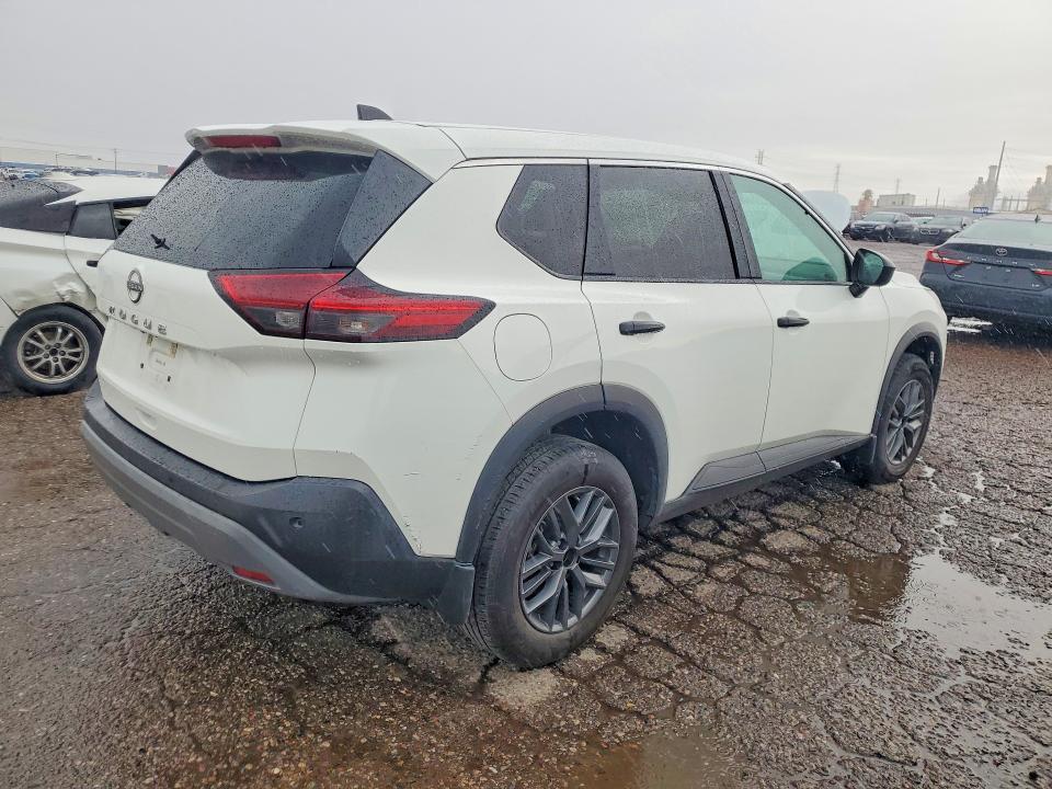 70710306 :رقم المزاد ، 5N1BT3AA1PC806717 vin ، 2023 Nissan Rogue مزاد بيع