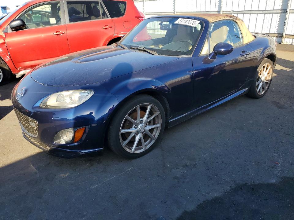 67407676 :رقم المزاد ، JM1NC2NF1B0214875         vin ، 2011 Mazda Mx-5 Miata مزاد بيع