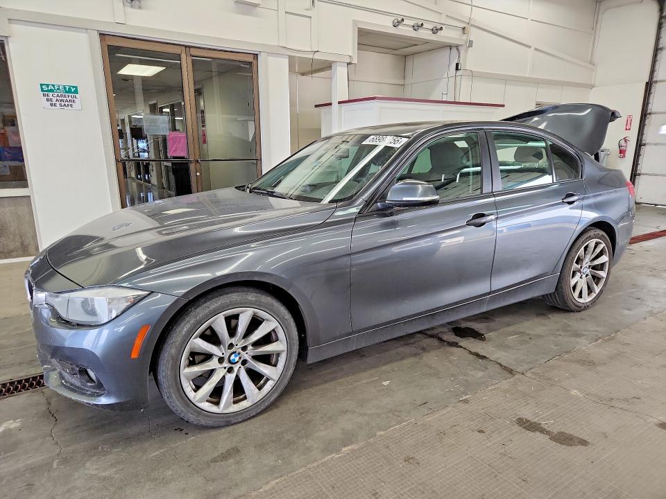68984256 :رقم المزاد ، WBA8E5G54GNU19112 vin ، 2016 Bmw 320 مزاد بيع