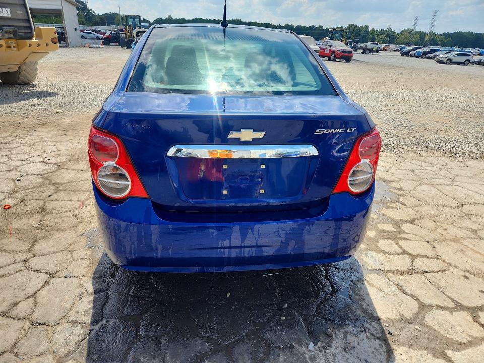 67921226 :رقم المزاد ، 1G1JC5SH3D4198995 vin ، 2013 Chevrolet Sonic مزاد بيع