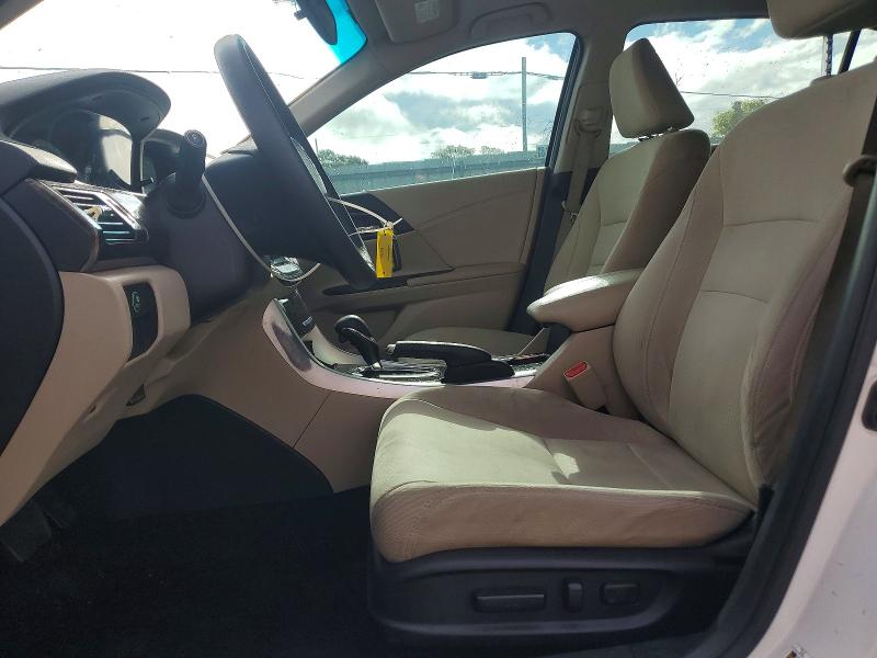 Продажа на аукционе авто 2017 Honda Accord, vin: 1HGCR2F74HA151725, номер лота: 70081706