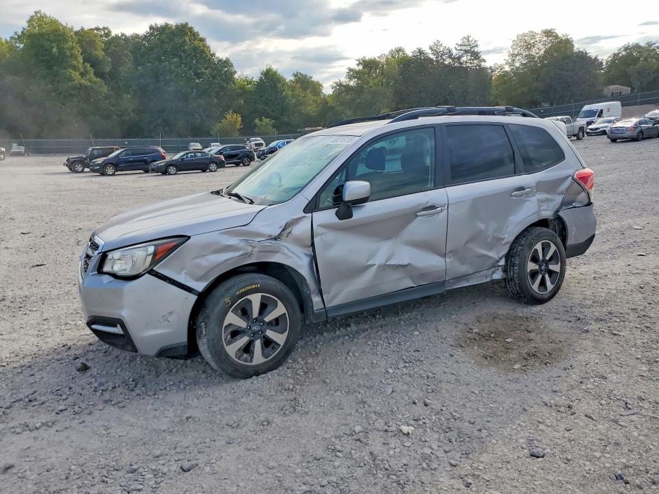 68316136 :رقم المزاد ، JF2SJAEC9HH800972 vin ، 2017 Subaru Forester مزاد بيع