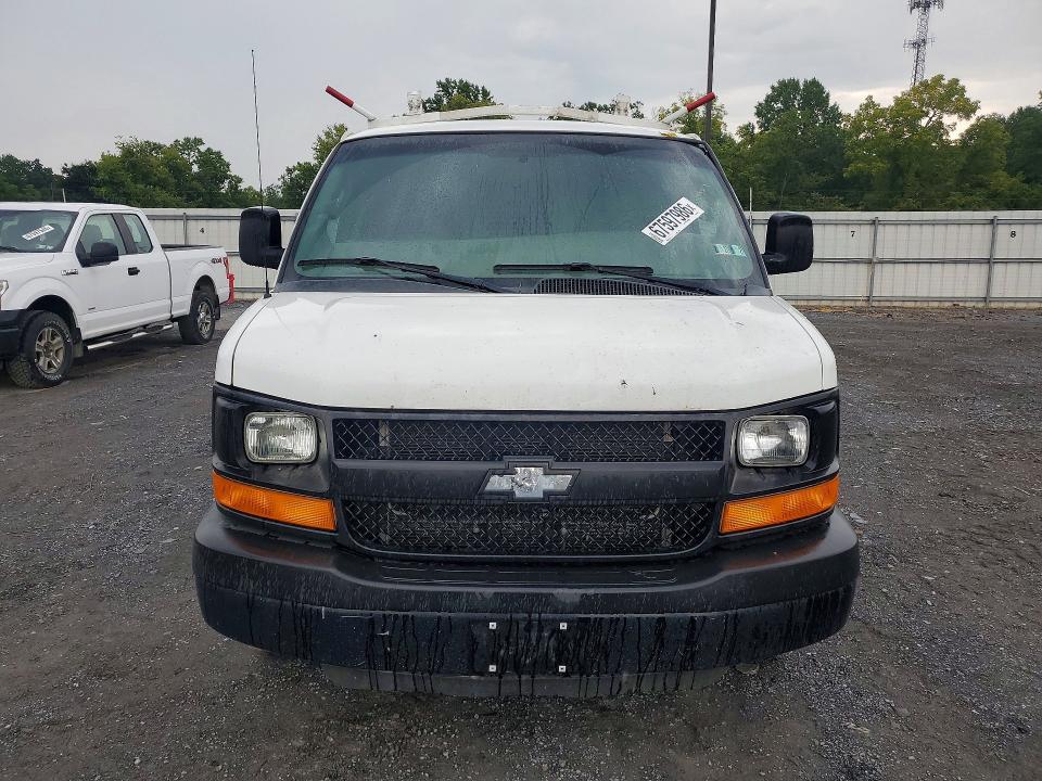 67597986 :رقم المزاد ، 1GCWGAFF2G1229498 vin ، 2016 Chevrolet Express G2500 مزاد بيع