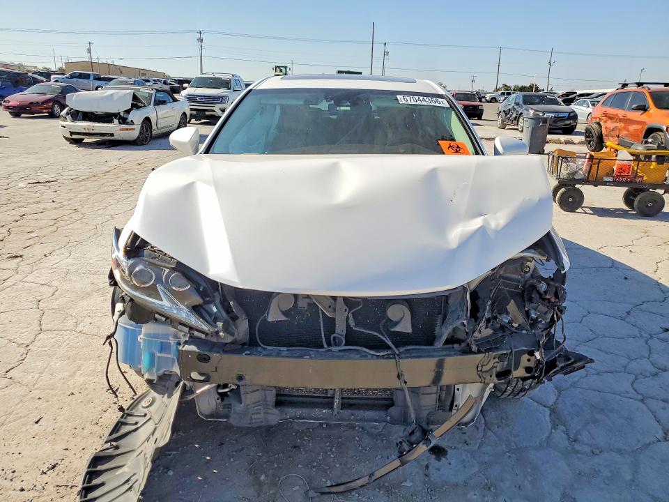 67044366 :رقم المزاد ، 58ABK1GG6JU083704 vin ، 2018 Lexus Es مزاد بيع