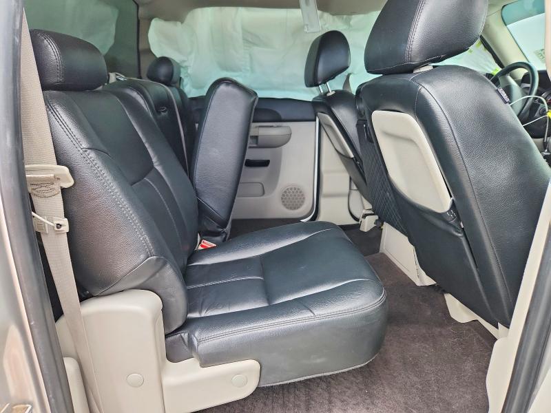 Продаж на аукціоні авто 2011 Chevrolet Silverado, vin: 3GCUKSE22BG200054, номер лоту: 69346746