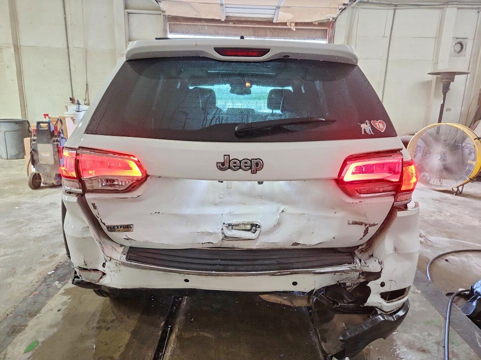 69110136 :رقم المزاد ، 1C4RJEBG1FC668117 vin ، 2015 Jeep Grand Cherokee مزاد بيع