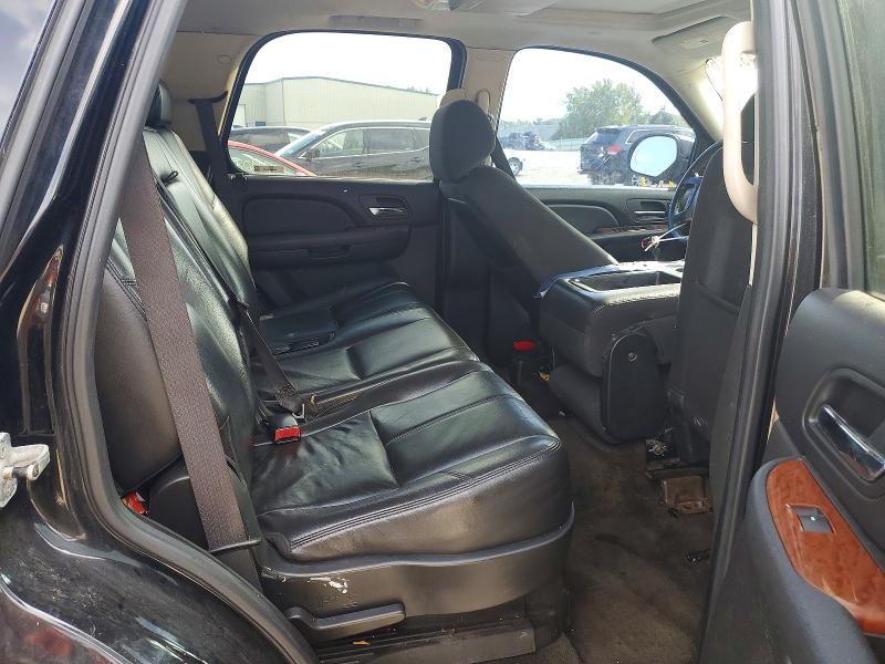Продаж на аукціоні авто 2008 Gmc Yukon, vin: 1GKFK13528R215649, номер лоту: 68439876