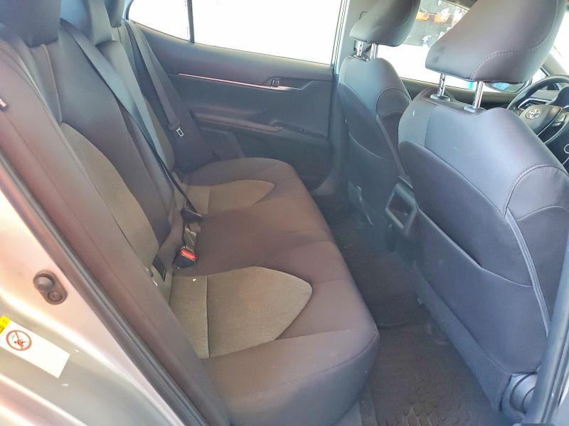 Auction sale of the 2018 Toyota Camry, vin: 4T1B11HK0JU647487, lot number: 70659476