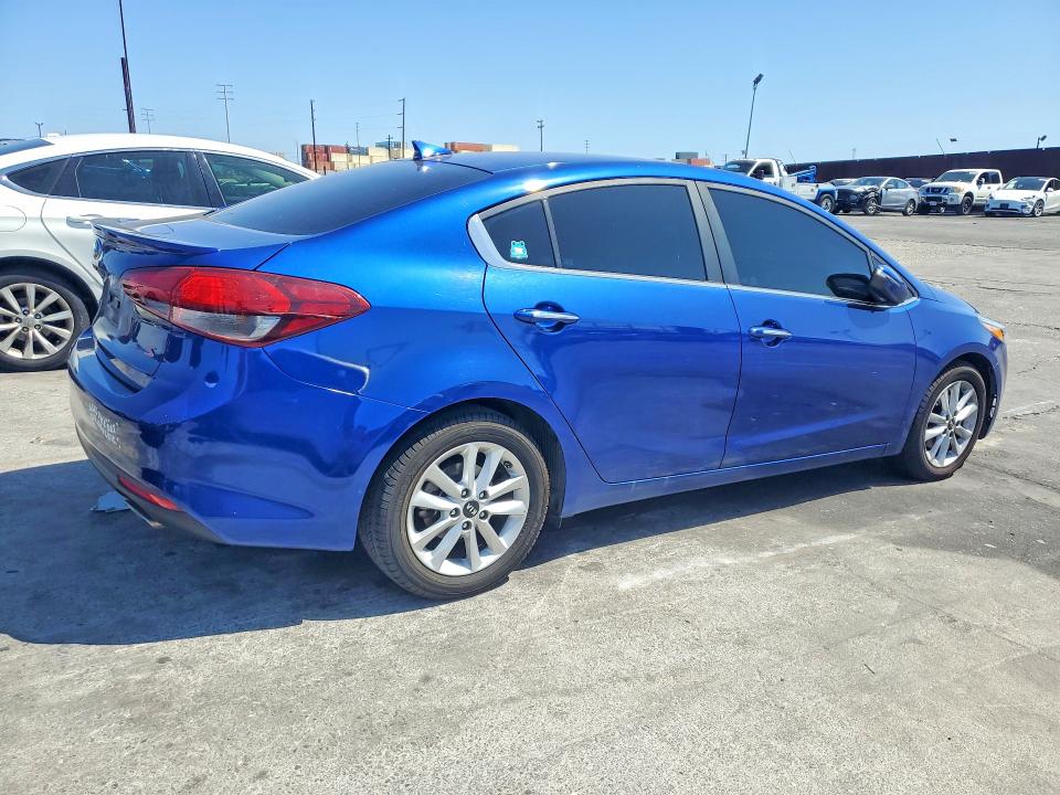 Продажа на аукционе авто 2017 Kia Forte, vin: 3KPFL4A72HE160291, номер лота: 68920516