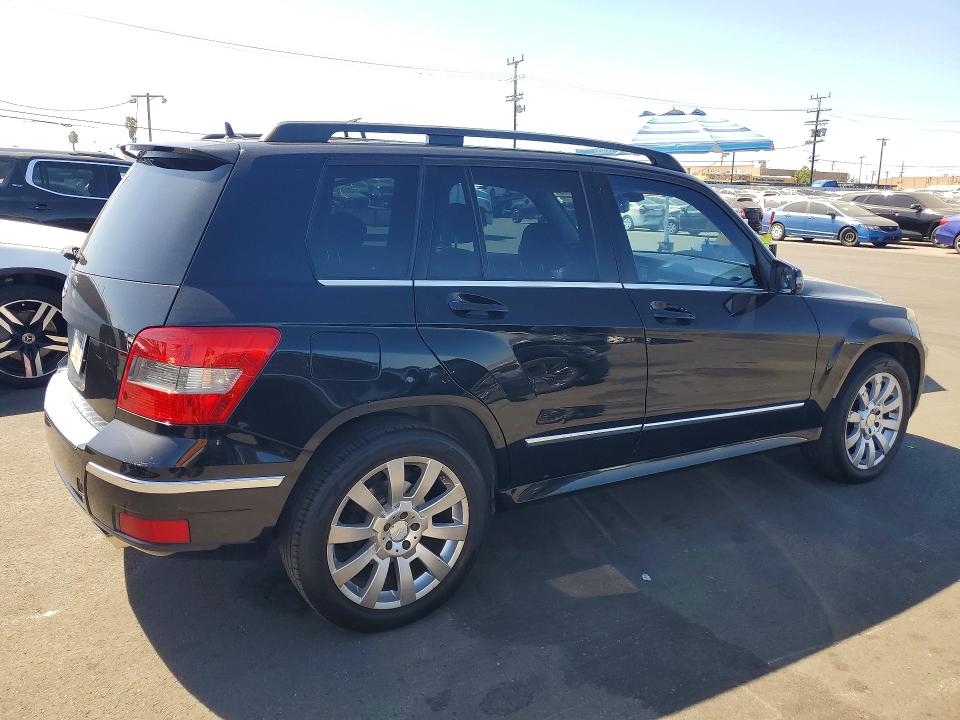 70812366 :رقم المزاد ، WDCGG5GB9BF564934 vin ، 2011 Mercedes-benz Glk مزاد بيع